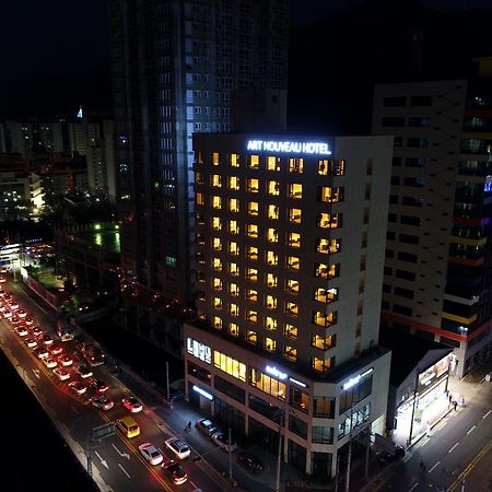 Geoje Artnouveau Suite Hotel Kültér fotó