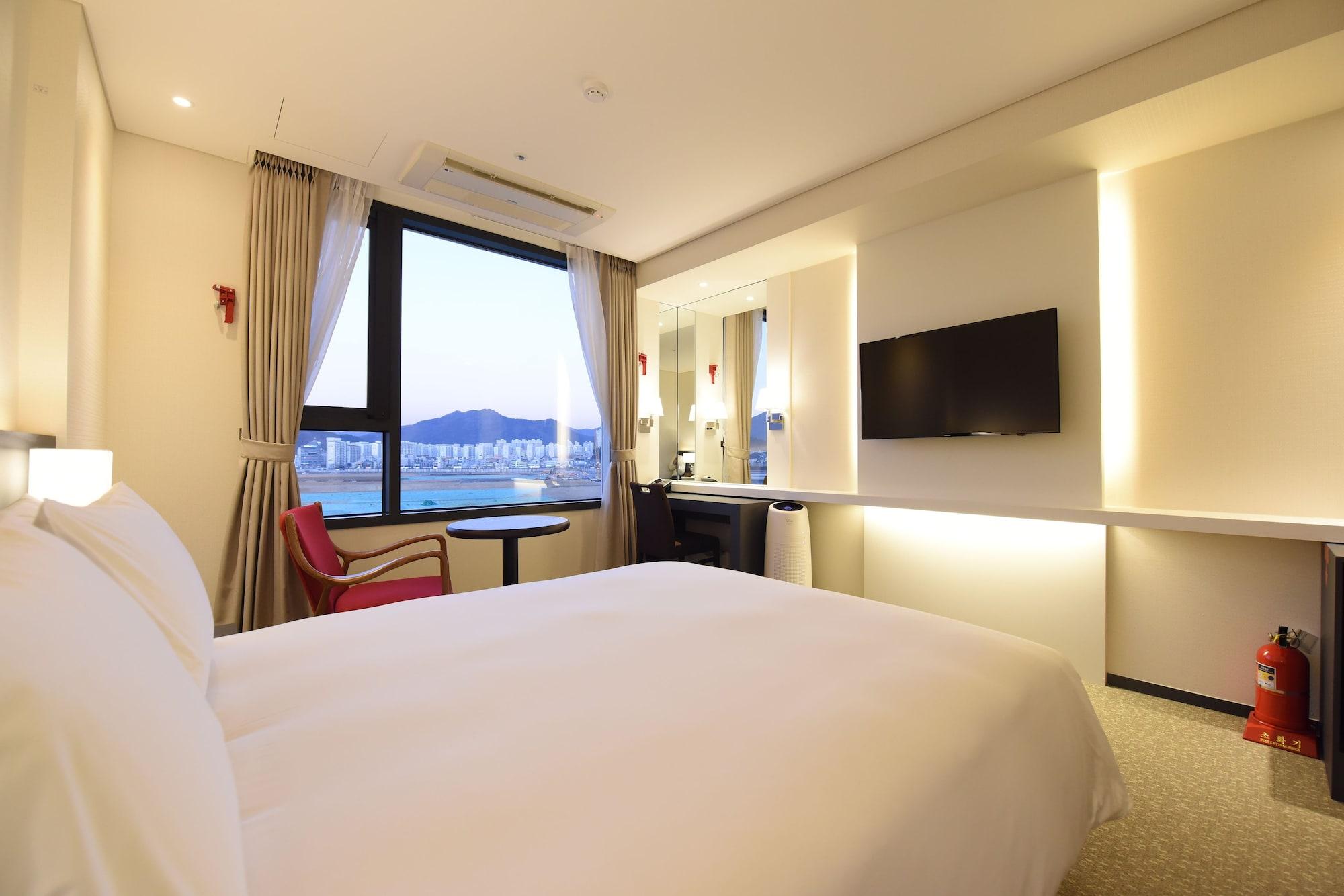 Geoje Artnouveau Suite Hotel Kültér fotó