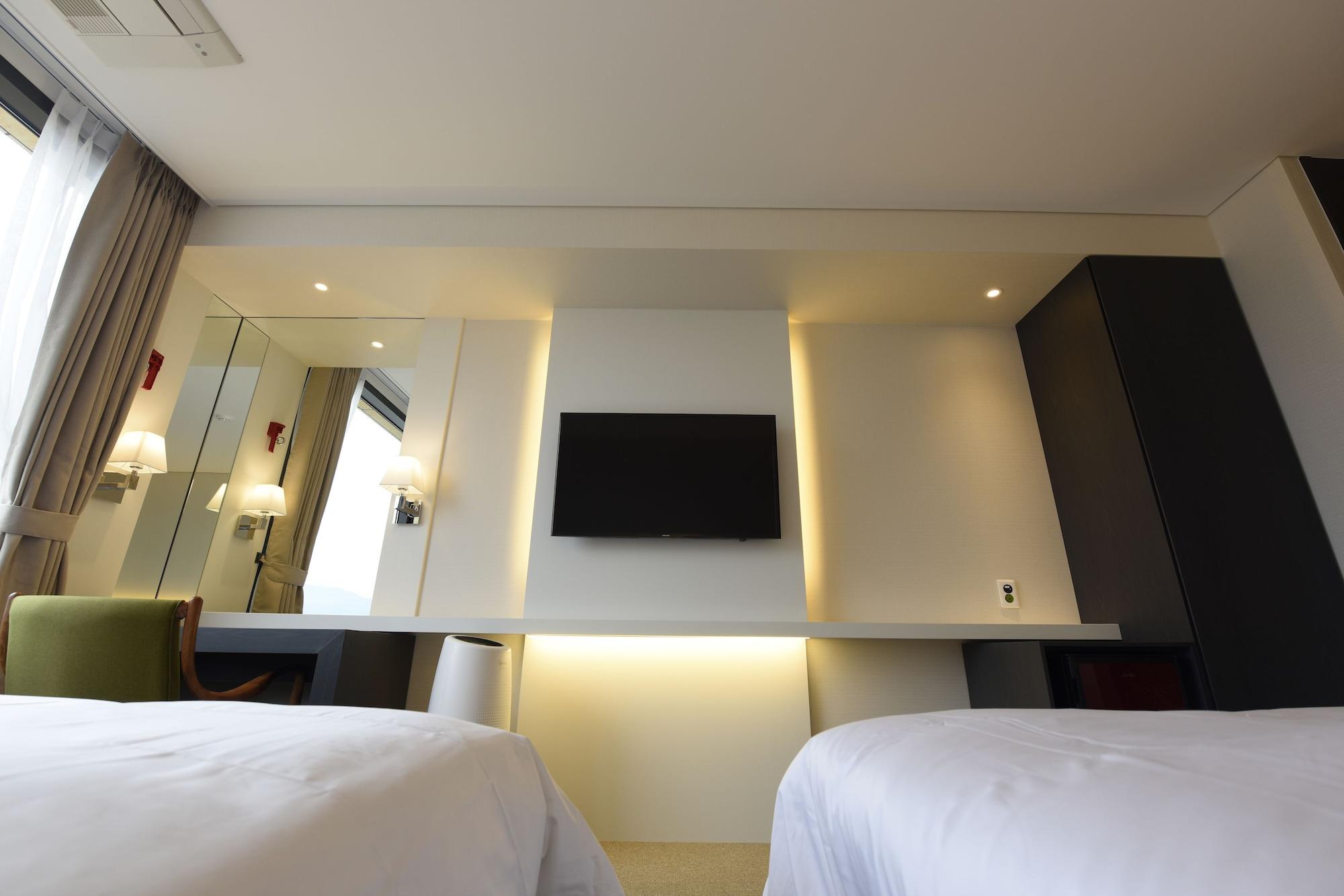 Geoje Artnouveau Suite Hotel Kültér fotó