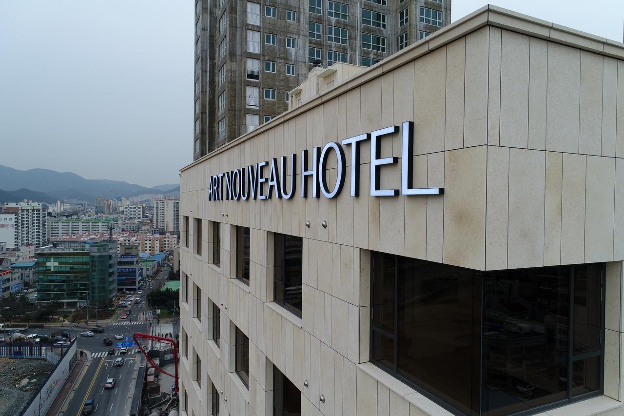 Geoje Artnouveau Suite Hotel Kültér fotó