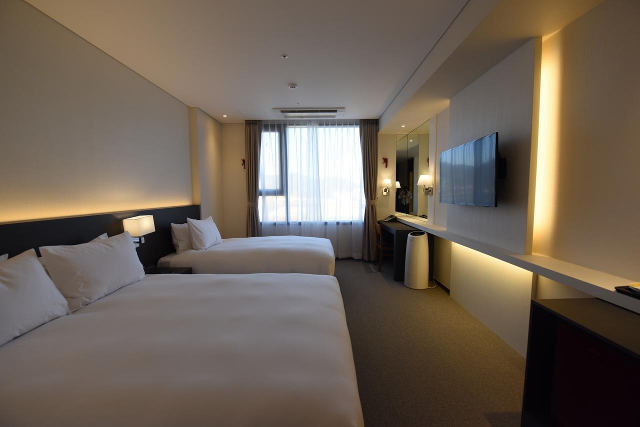 Geoje Artnouveau Suite Hotel Kültér fotó