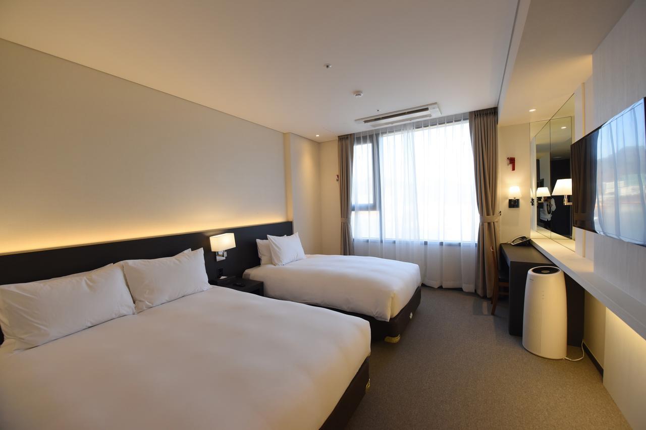 Geoje Artnouveau Suite Hotel Kültér fotó