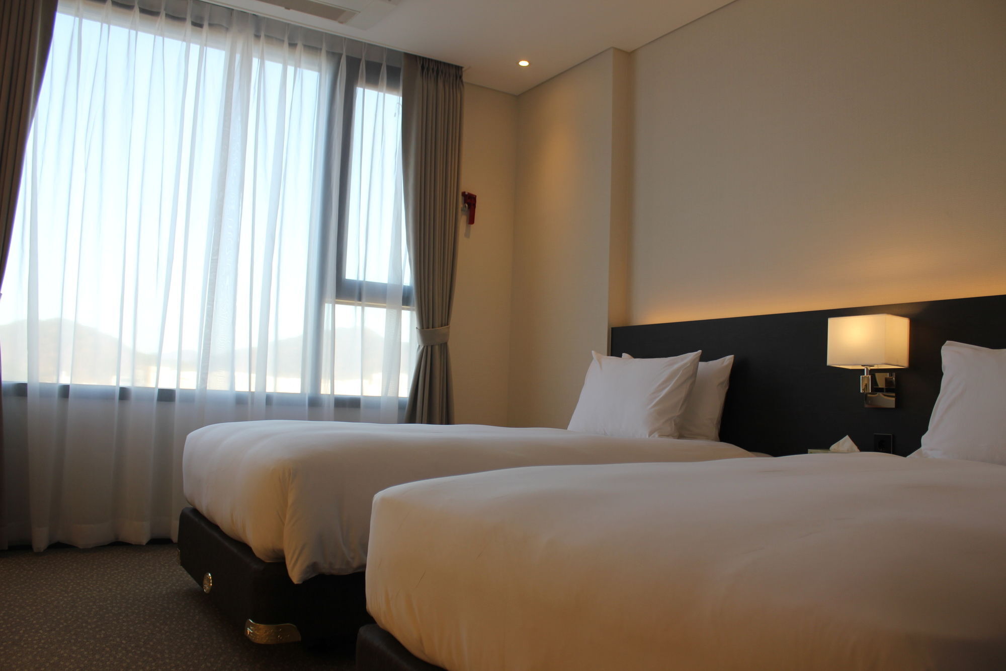 Geoje Artnouveau Suite Hotel Kültér fotó